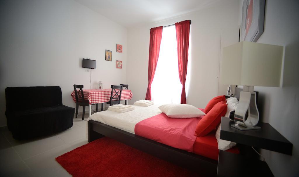 Casa Petrarca Bed and Breakfast Turijn Kamer foto